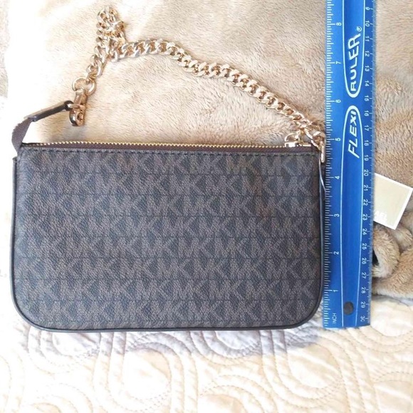 Michael Kors mini brown with gold stars and chain/strap bag. New with tags. - Picture 4 of 8